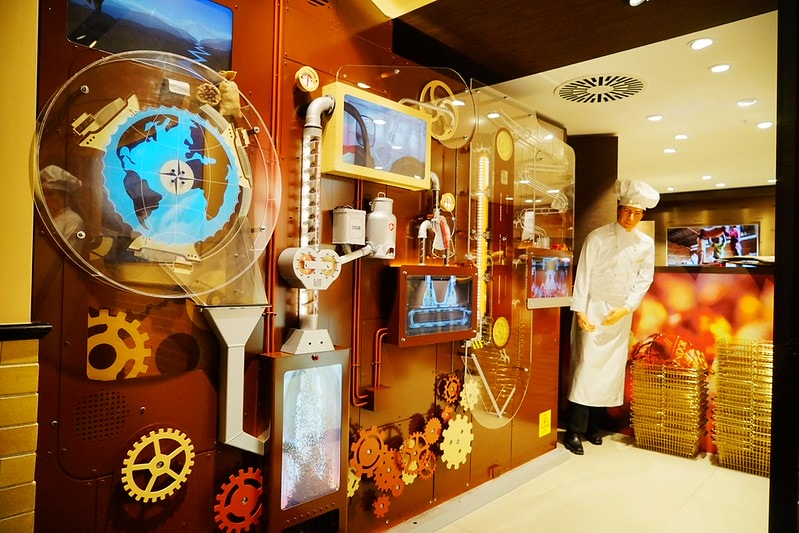 20251102-z4u31 20251102-z4u31