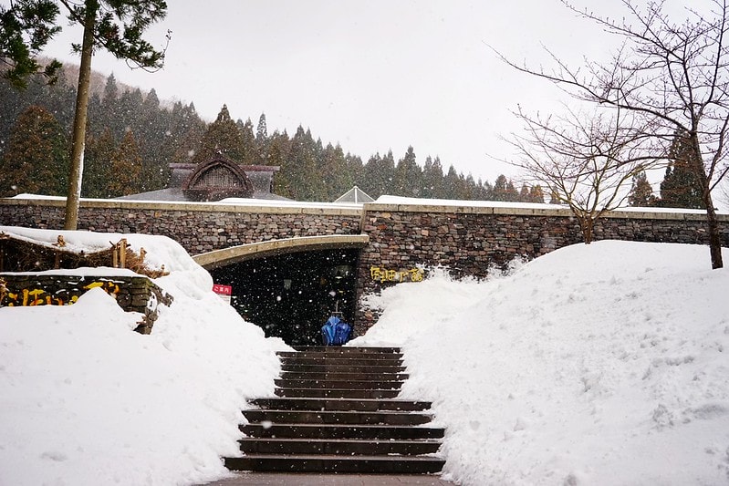 20251102-d8n1k 20251102-d8n1k