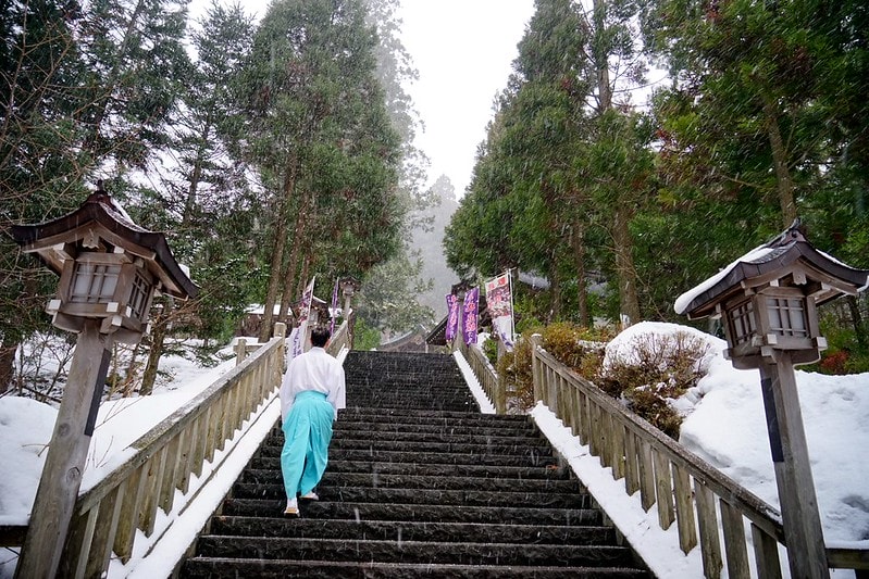 20251102-j6vcr 20251102-j6vcr