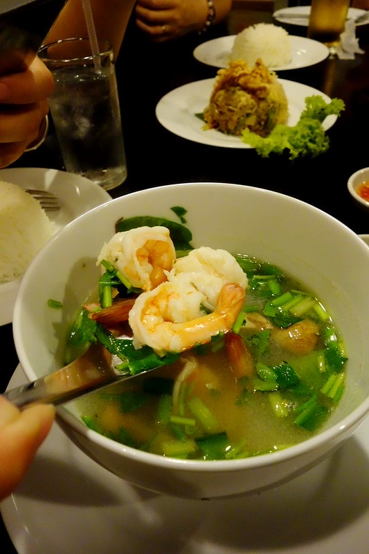 20251102-lw9m8 20251102-lw9m8