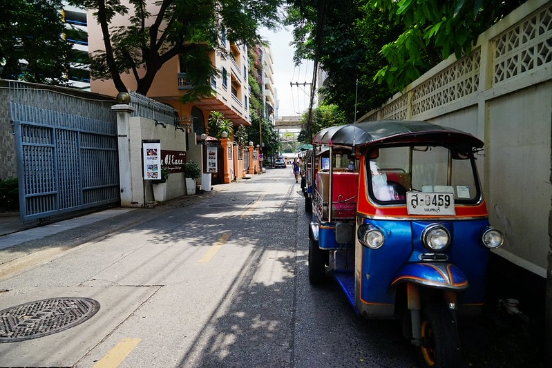 20251102-u30zw 20251102-u30zw