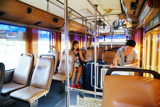 20251102-l9nff 20251102-l9nff