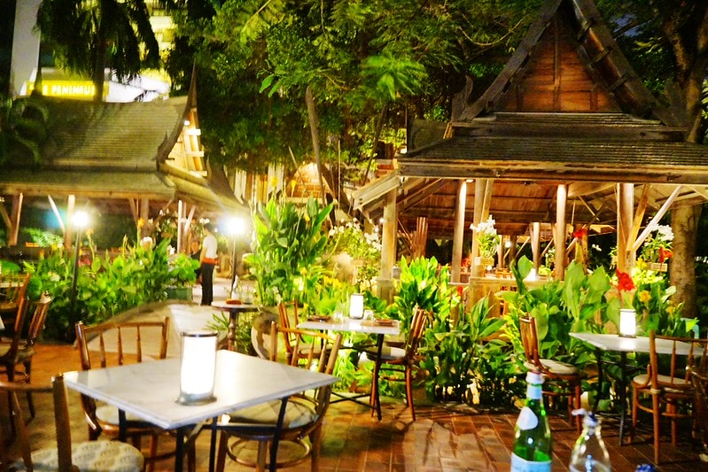 20251102-6zwko 20251102-6zwko