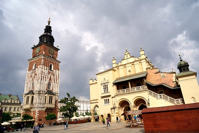 20251102-8itug 20251102-8itug