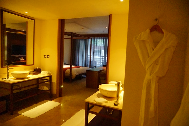 20251102-cayvs 20251102-cayvs