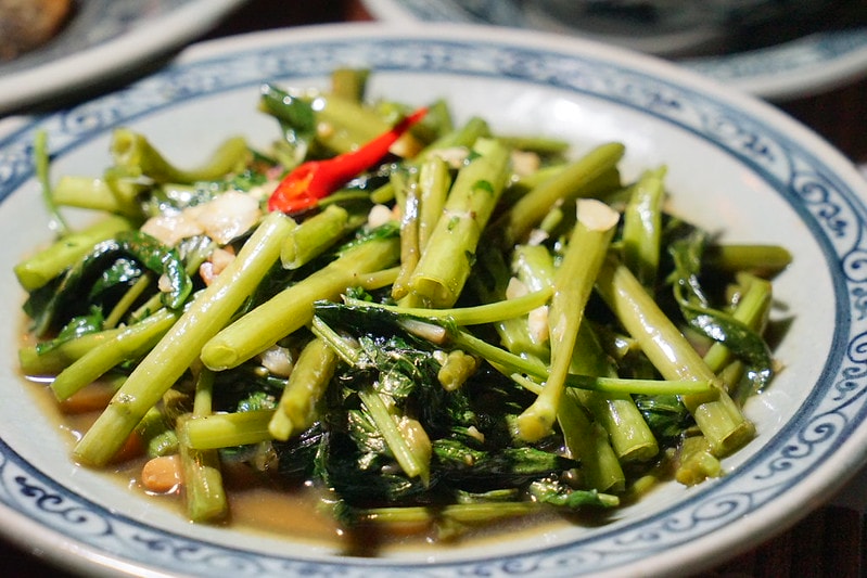 20251102-esz5j 20251102-esz5j