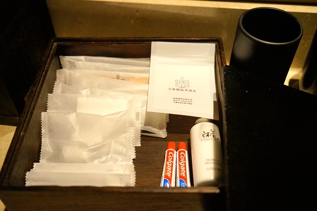 20251102-r8516 20251102-r8516