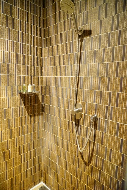 20251102-vcnvq 20251102-vcnvq