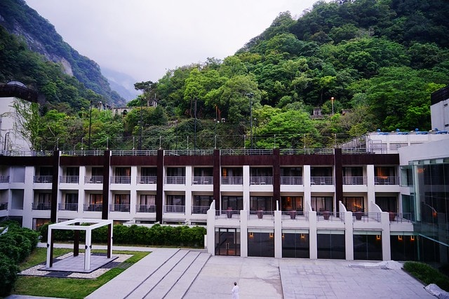 20251102-z5ox9 20251102-z5ox9