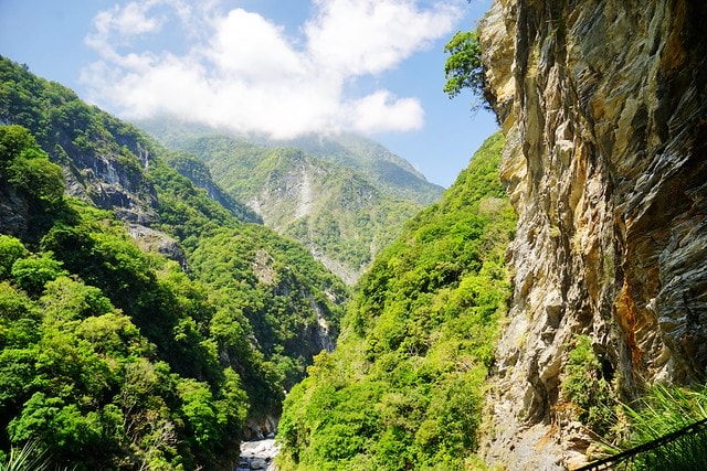 20251102-pqfjd 20251102-pqfjd