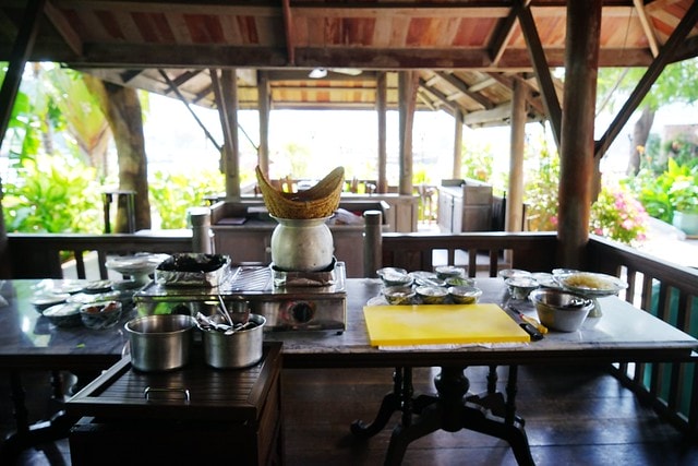 20251102-tp7uo 20251102-tp7uo