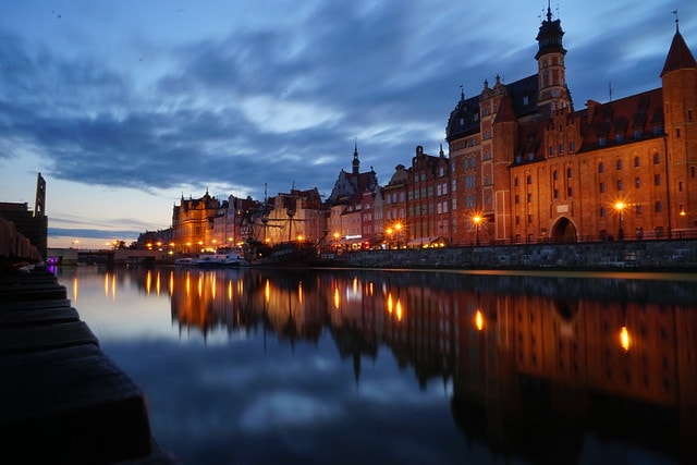 20251102-u1e2i 20251102-u1e2i