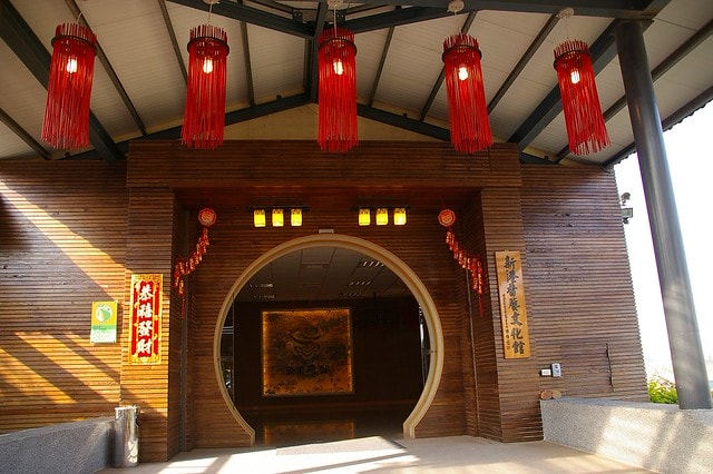 20251102-4hdht 20251102-4hdht