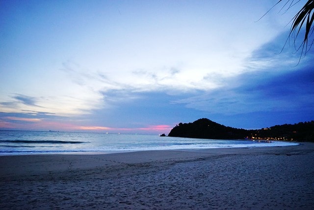 20251102-4pec3 20251102-4pec3