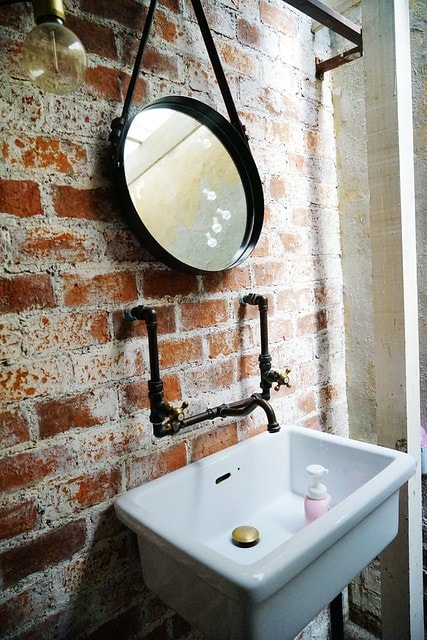 20251102-iq9qe 20251102-iq9qe