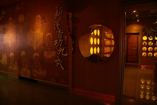 20251102-v7a6q 20251102-v7a6q