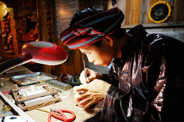 20251102-1gm3k 20251102-1gm3k