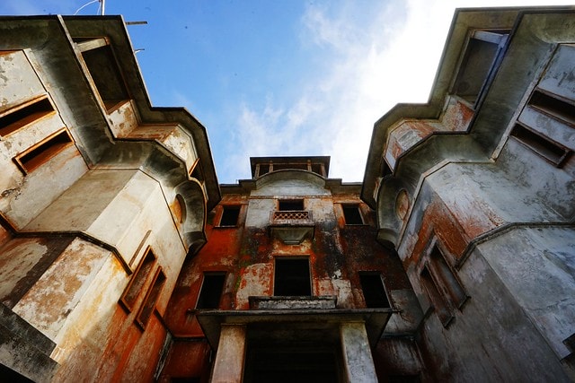 20251102-6ejqh 20251102-6ejqh