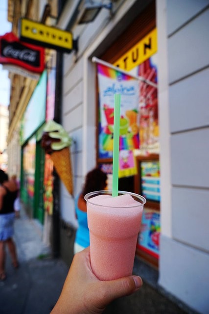 20251102-a67n5 20251102-a67n5