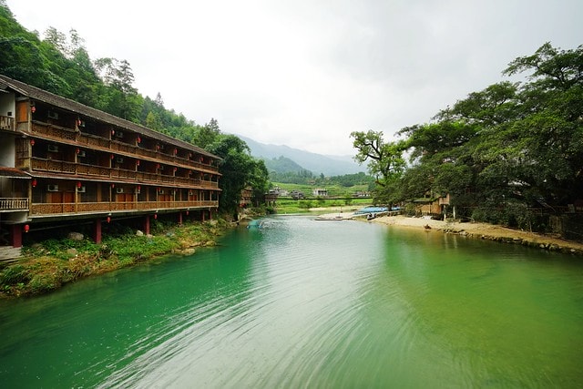 20251102-jkvlo 20251102-jkvlo