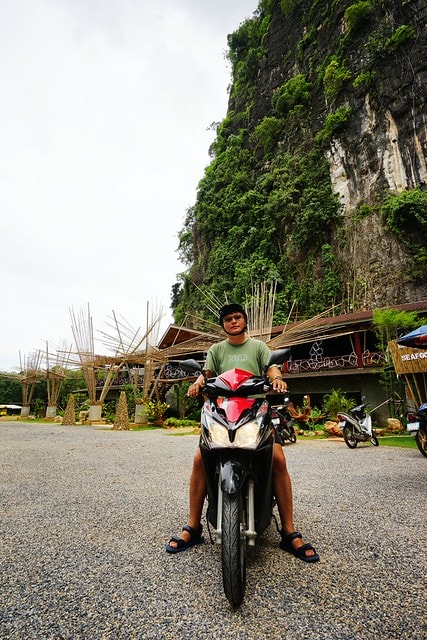 20251102-q7tol 20251102-q7tol