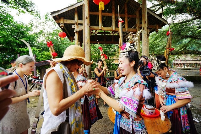 20251102-vsexf 20251102-vsexf