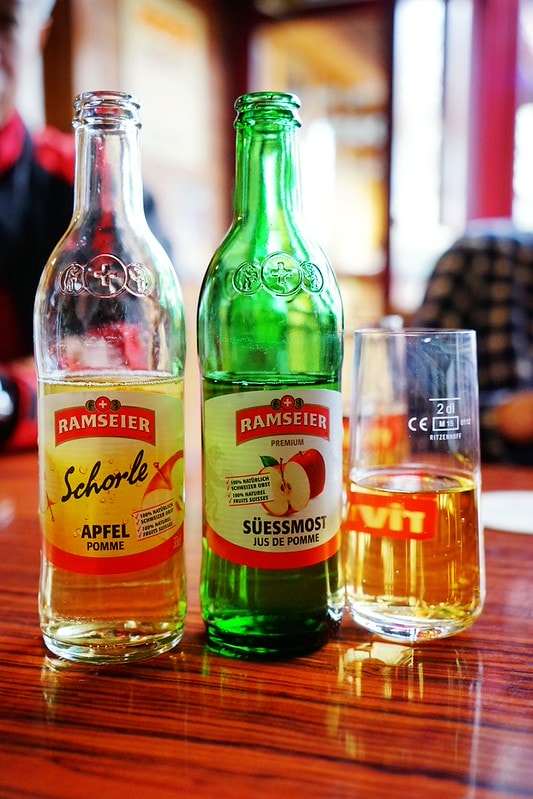 20251102-0i36e 20251102-0i36e