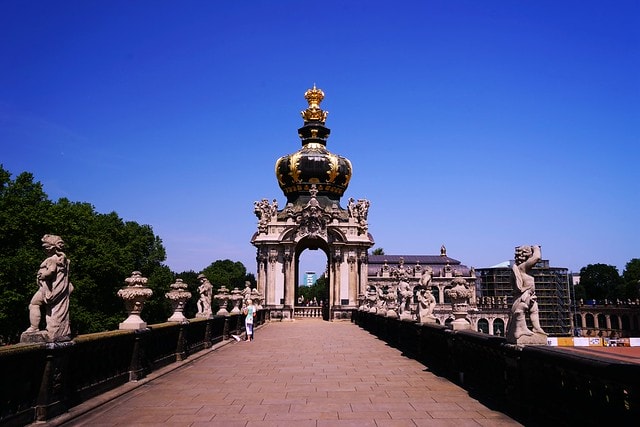 20251102-48mnj 20251102-48mnj