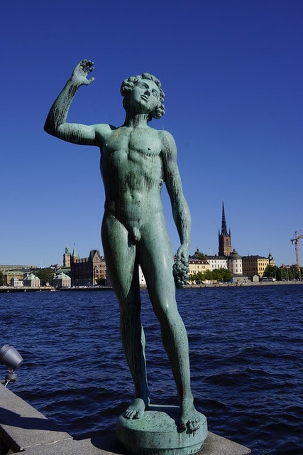 20251102-4piug 20251102-4piug