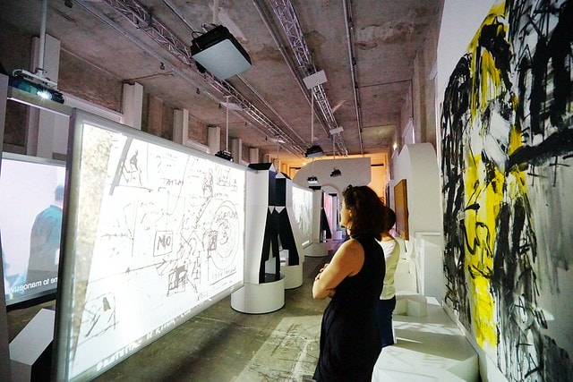 20251102-6hm81 20251102-6hm81