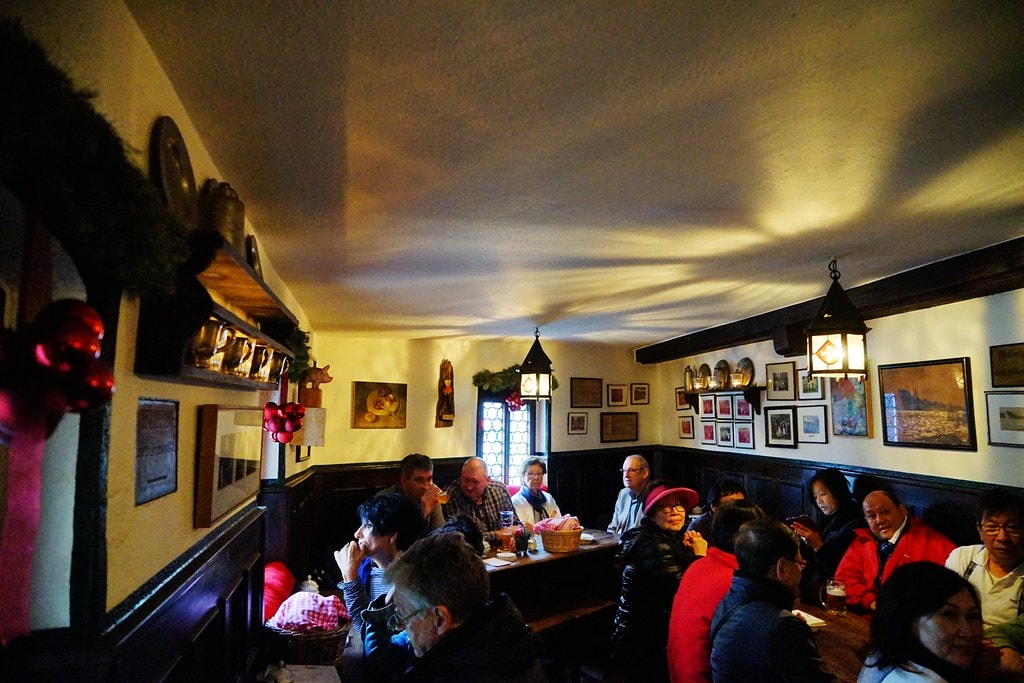 20251102-6zj9q 20251102-6zj9q