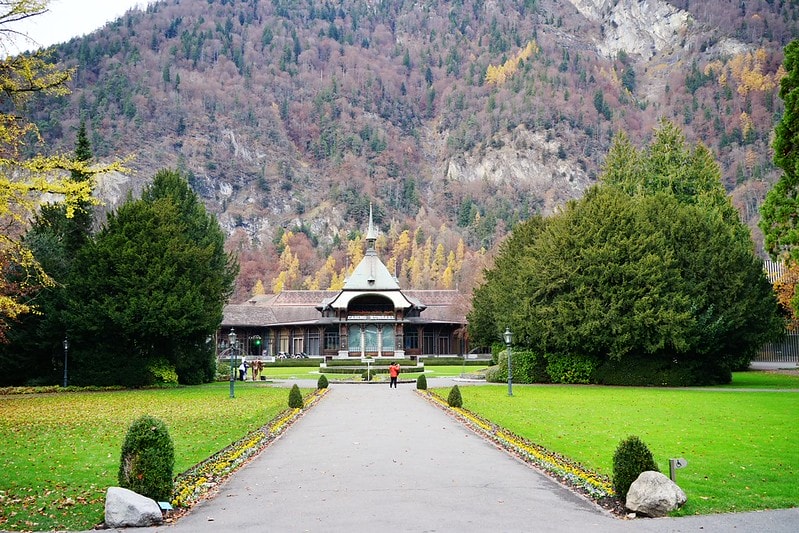 20251102-7ky0o 20251102-7ky0o