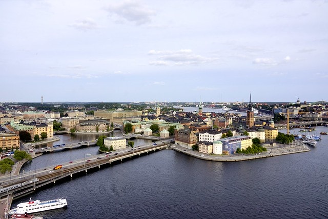 20251102-821yl 20251102-821yl