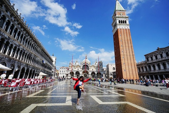 20251102-989zf 20251102-989zf