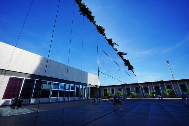 20251102-hh23b 20251102-hh23b