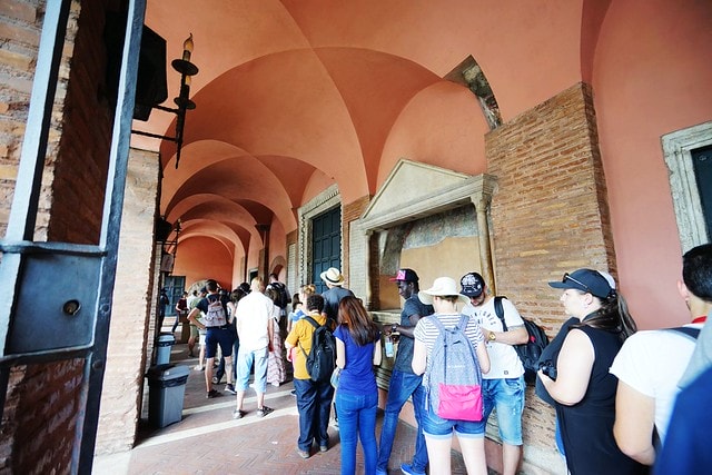 20251102-i4y3z 20251102-i4y3z