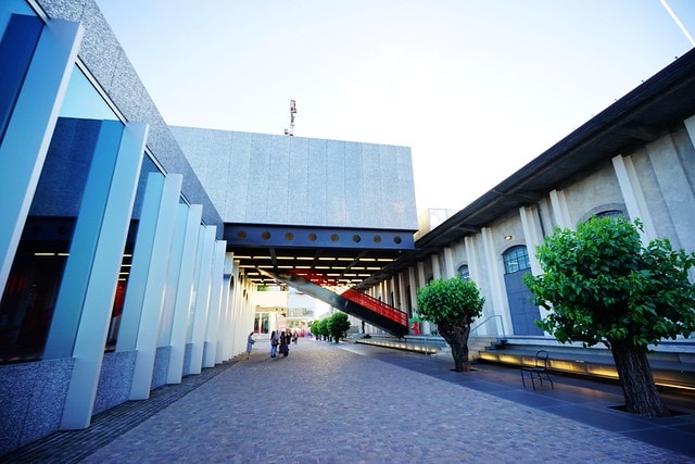 20251102-oqnqi 20251102-oqnqi