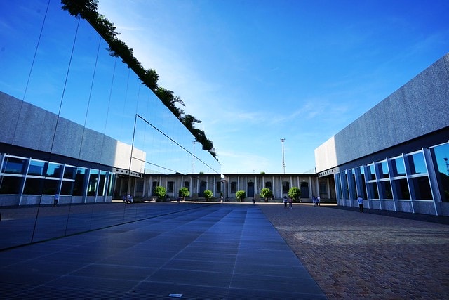 20251102-ryxq6 20251102-ryxq6