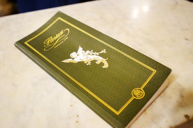 20251102-z093u 20251102-z093u