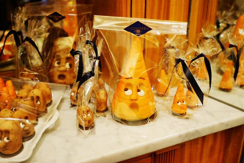 20251102-890ek 20251102-890ek