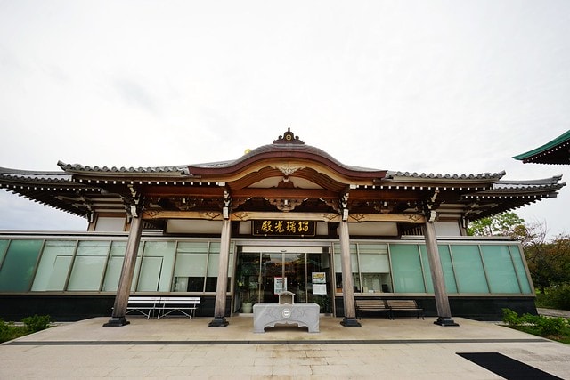 20251102-p77x5 20251102-p77x5