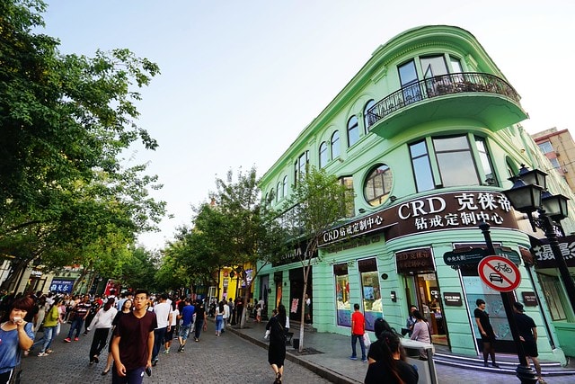 20251102-ugqcs 20251102-ugqcs