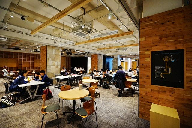 20251102-v8bo9 20251102-v8bo9