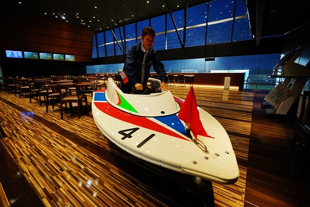 20251102-44vil 20251102-44vil