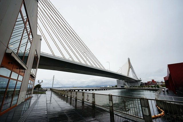 20251102-9iqlb 20251102-9iqlb