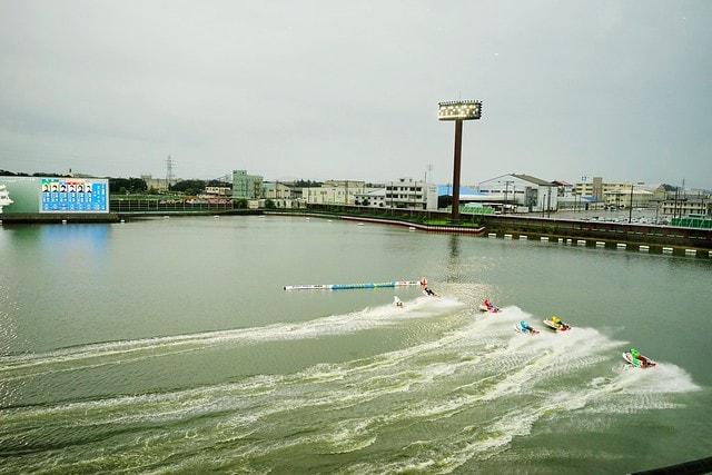 20251102-b0mnv 20251102-b0mnv