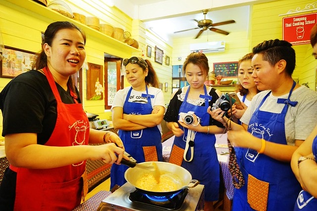 20251102-f6s7b 20251102-f6s7b