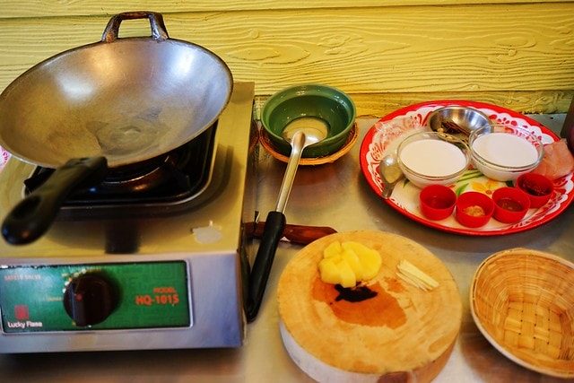 20251102-zi3kx 20251102-zi3kx