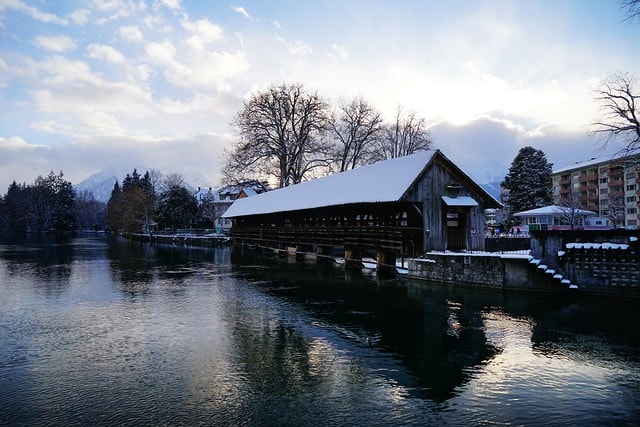 20251102-0ufho 20251102-0ufho