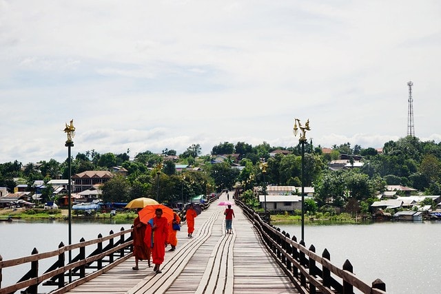 20251102-8e78k 20251102-8e78k